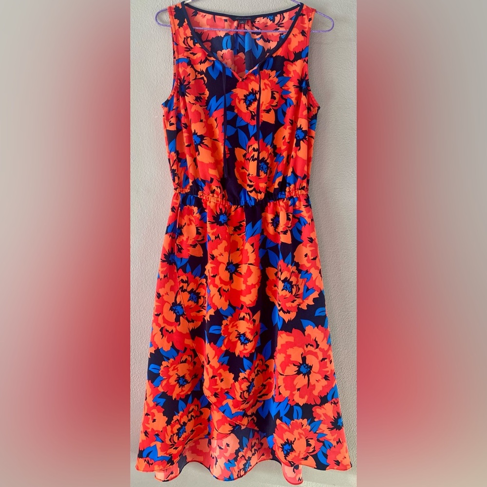 Vibrant Tommy Hilfiger Floral Dress - Picture 3 of 8